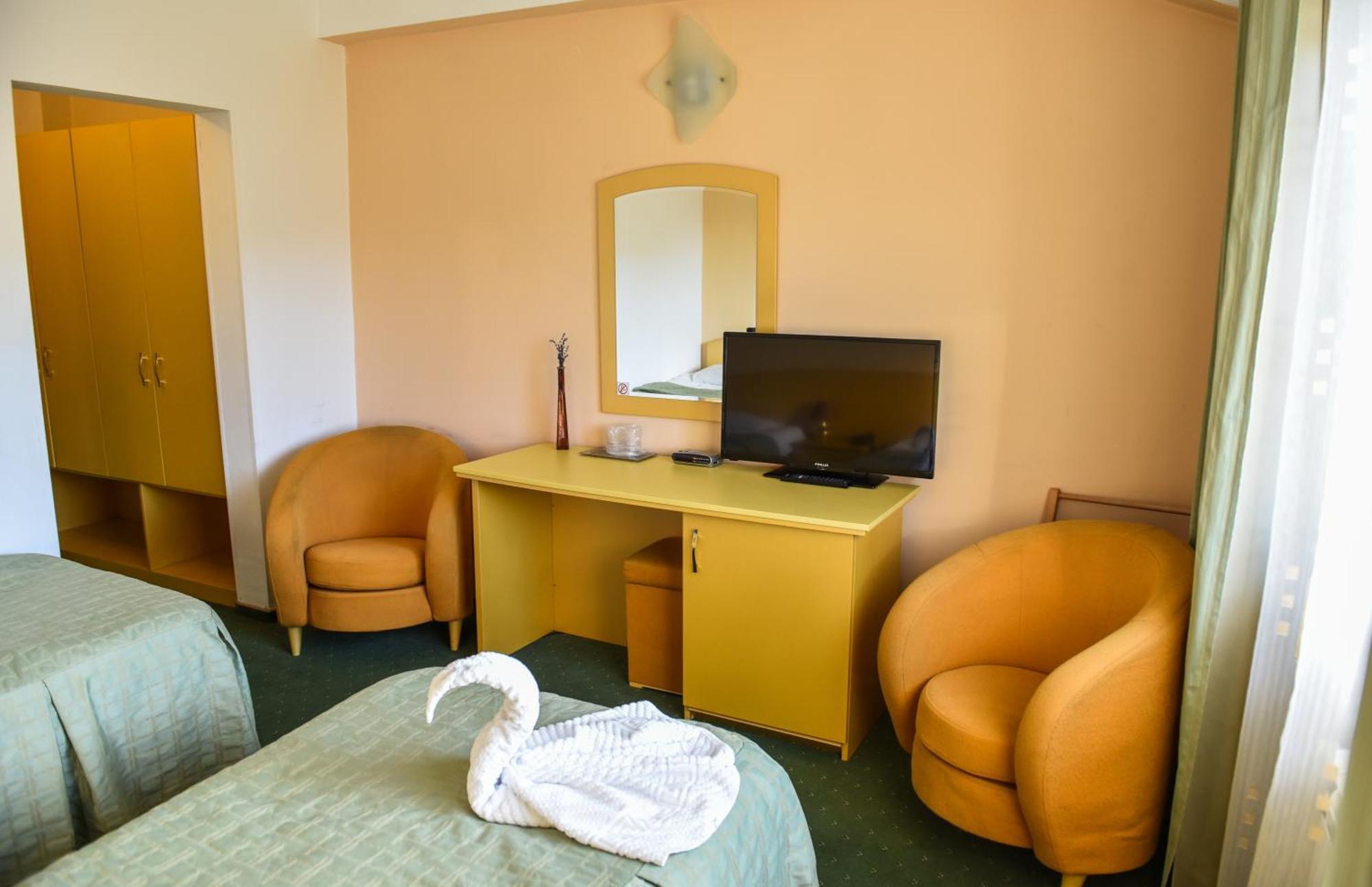 Eurohotel بايا ماري المظهر الخارجي الصورة