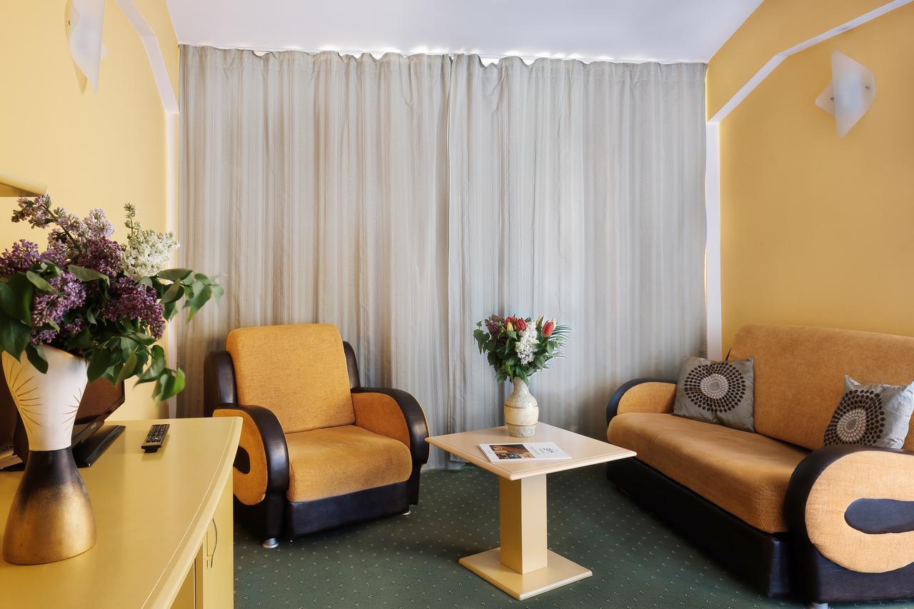 Eurohotel بايا ماري المظهر الخارجي الصورة