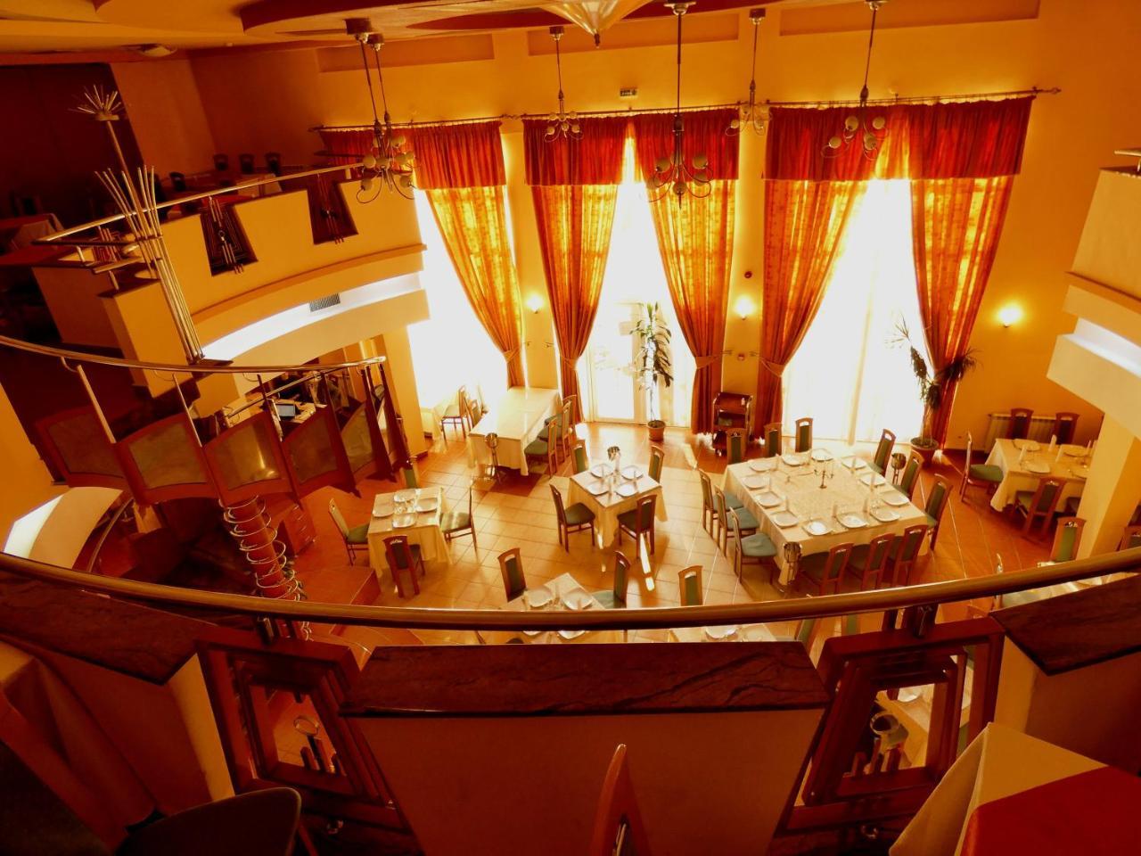 Eurohotel بايا ماري المظهر الخارجي الصورة